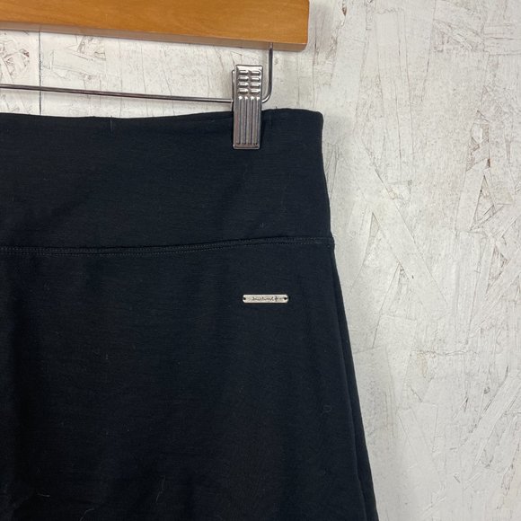 Smartwool Women's Pull On Mini Skirt Black Size Small - Picture 2 of 7
